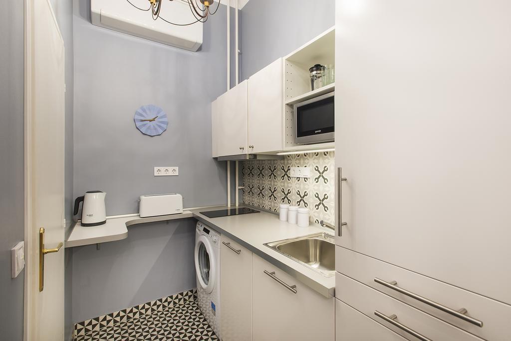 Engel Apartman Budapeste Exterior foto